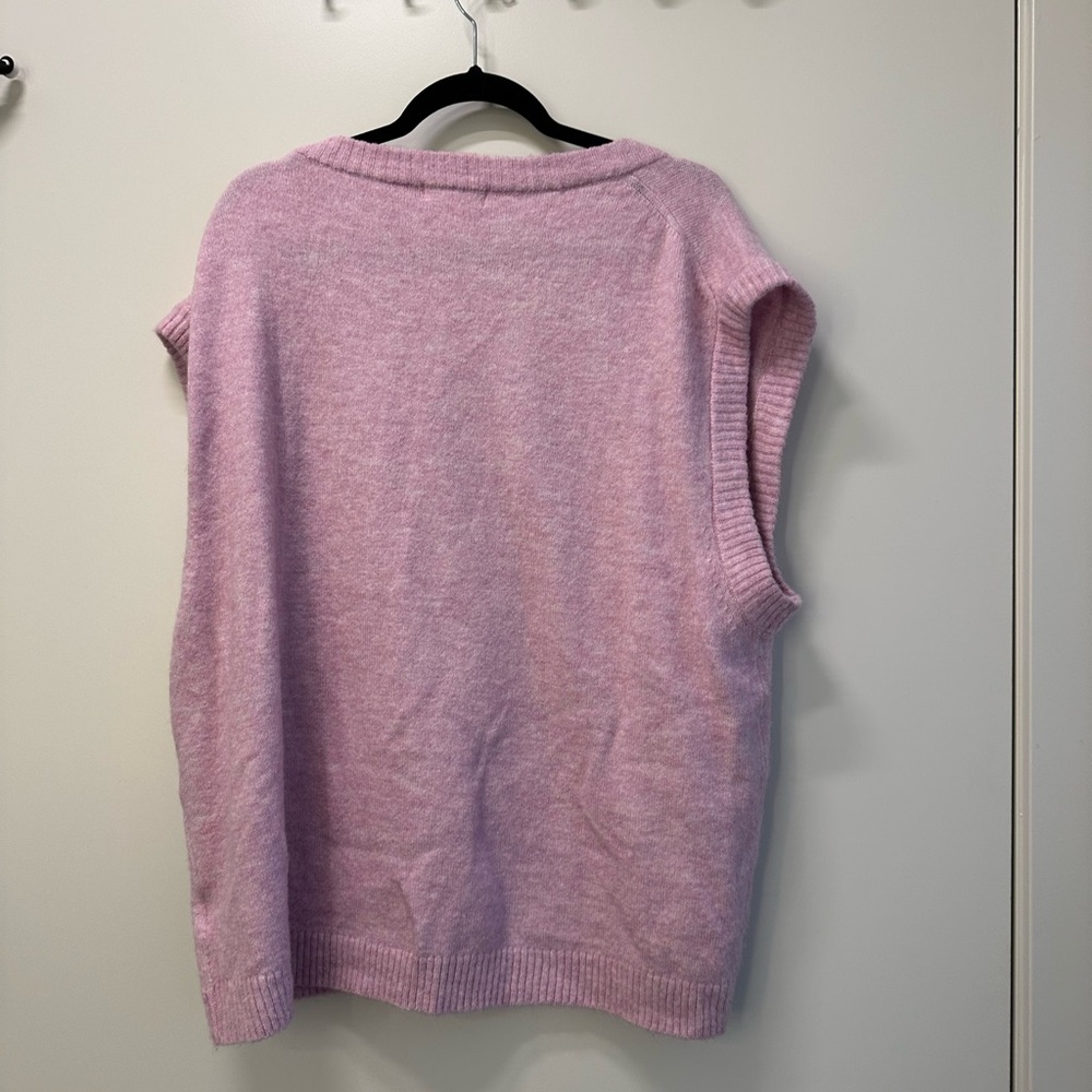 Pink Sleeveless Women's Sweater